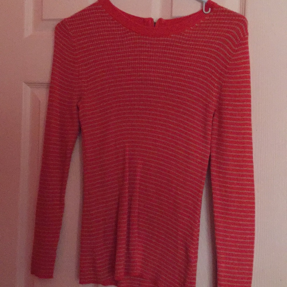 A very cute simple shirt.
